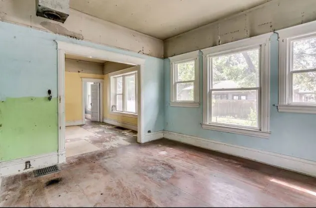 Before Sala cleaning – iLovah Cleaning Services Toowoomba